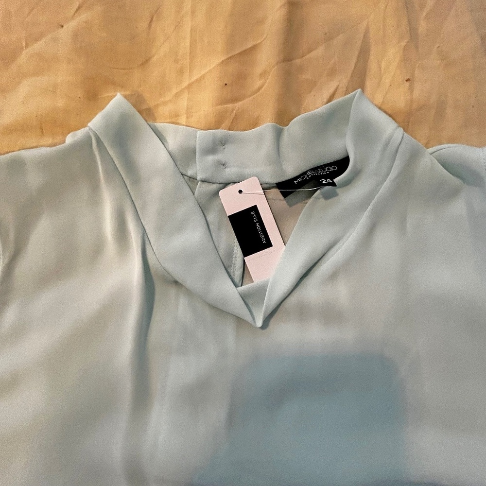 BLOUSE, BACK ZIPPER, ICY MINT, SIZE 24, LIGHT CREPE, MOCK NECK, LONG LENGTH,